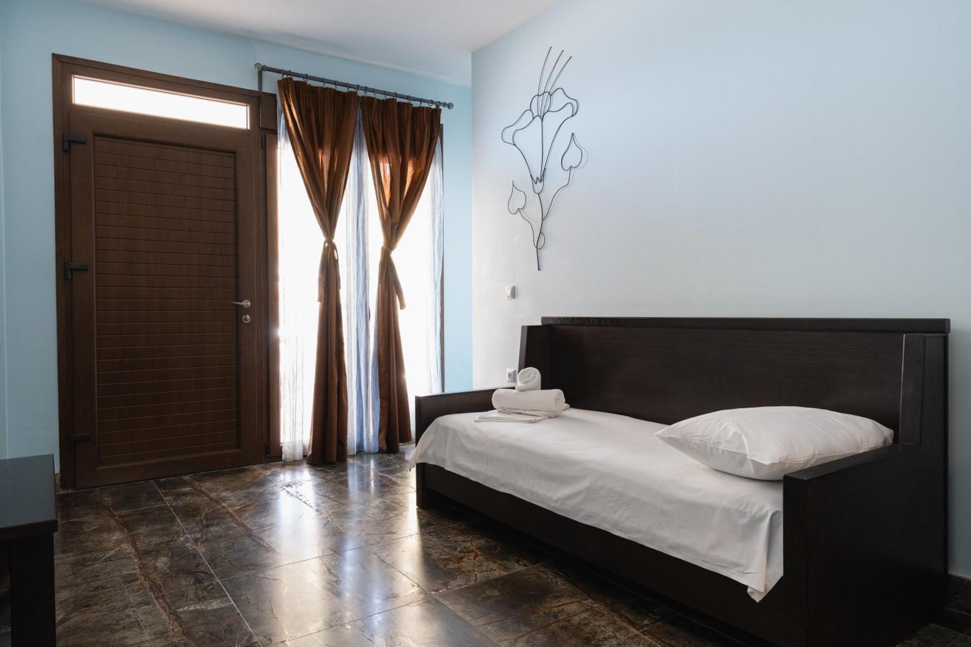 Hotel Makednos Nikiti  Buitenkant foto