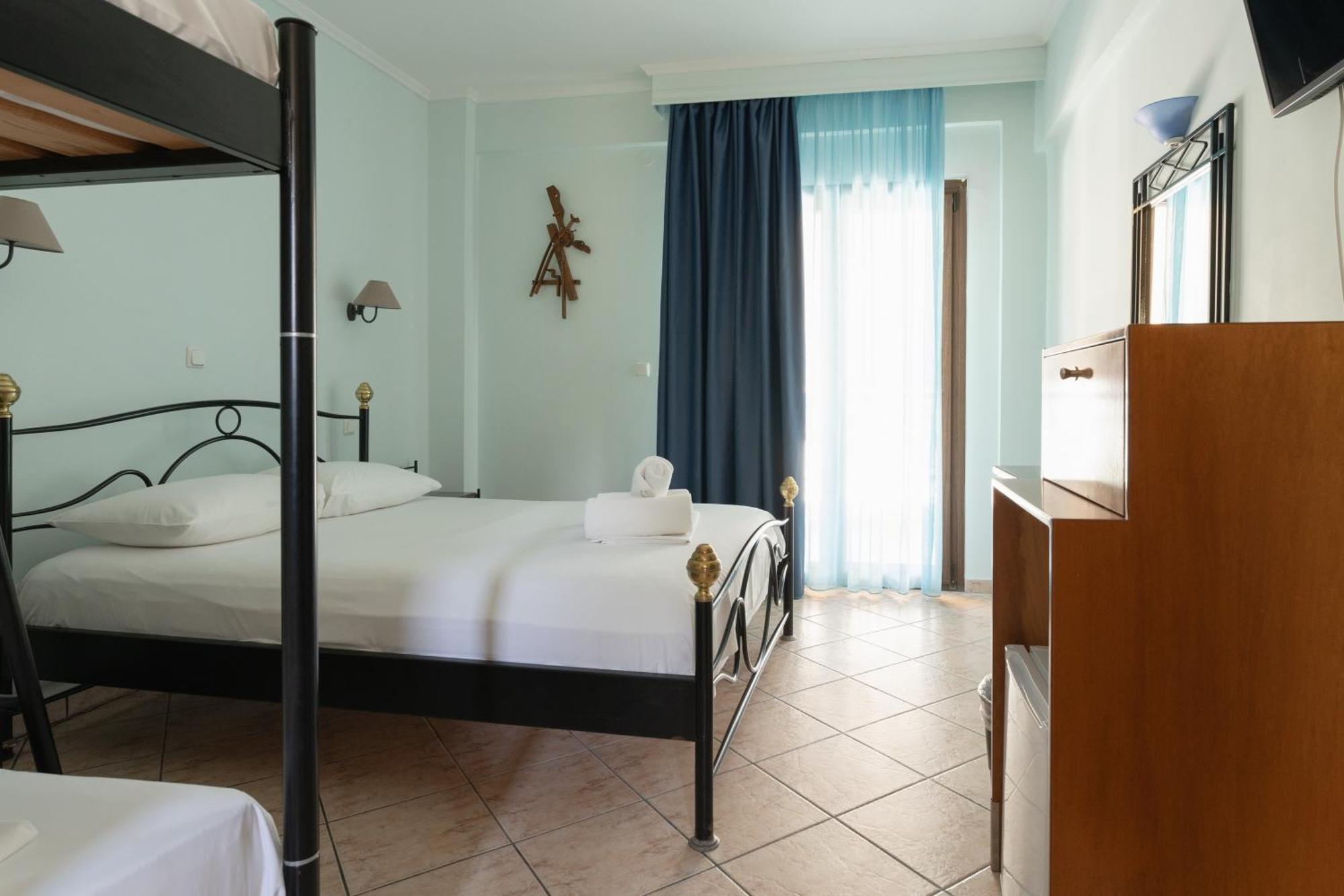 Hotel Makednos Nikiti  Buitenkant foto