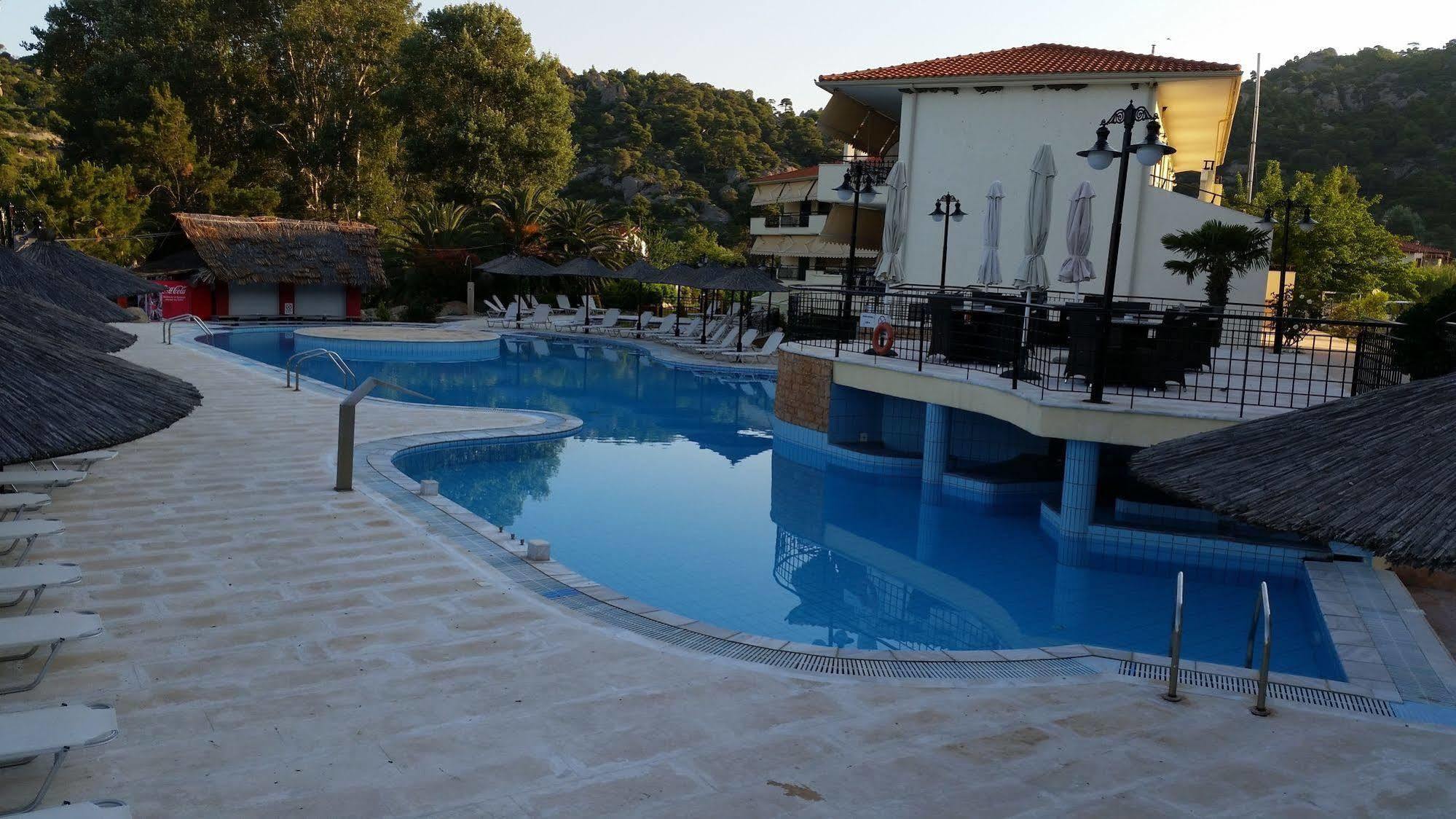Hotel Makednos Nikiti  Buitenkant foto